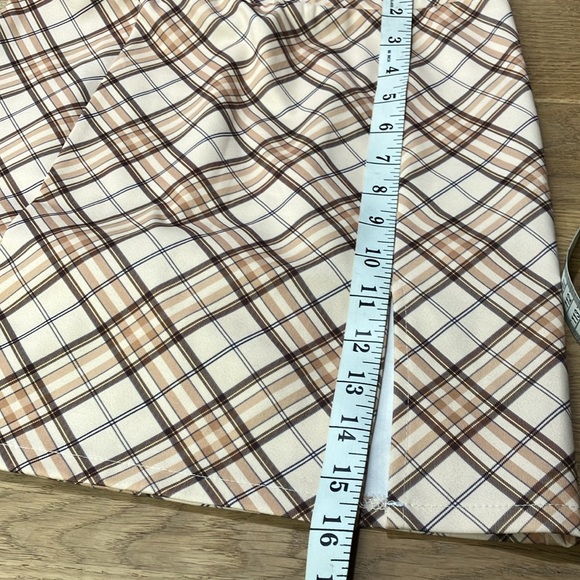 Papaya Plaid A-Line women’s juniors Skirt in Beige and Brown Size:S - Picture 7 of 7